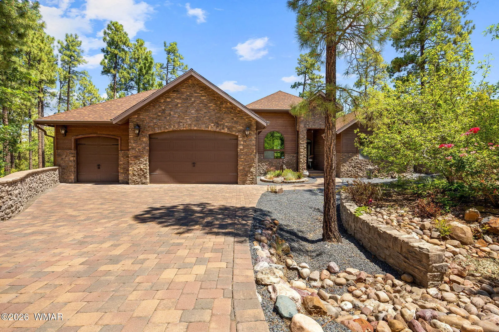 2742 Pine Wood Lane, Pinetop, AZ 85935 — Photo 1 of 58