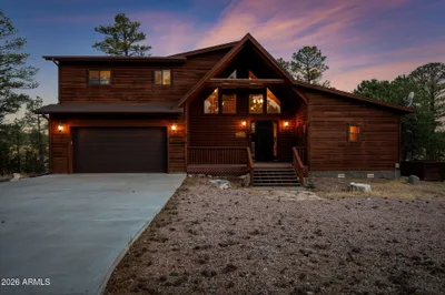 2231 Fairway Drive, Overgaard, AZ 85933