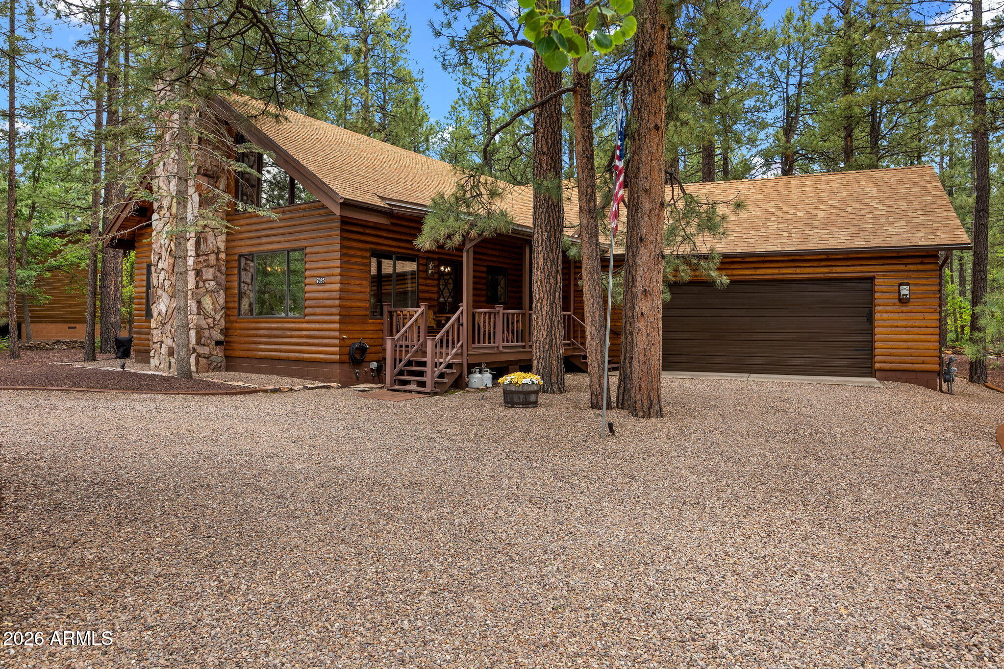 7025 Mark Twain Drive, Pinetop, AZ 85935 — Photo 1 of 50