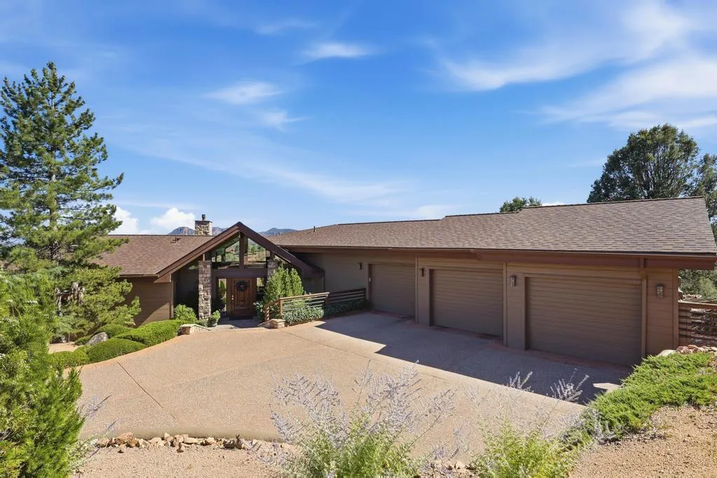 2507 E Golden Aster Circle, Payson, AZ 85541 — Photo 1 of 57