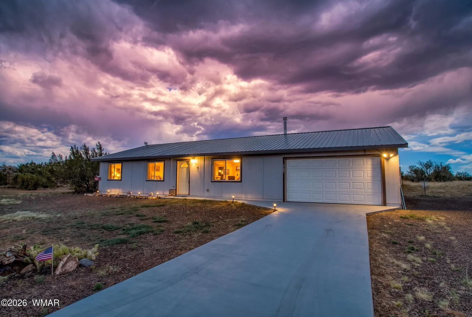 2587 Elk Run Loop, Show Low, AZ 85901 — Photo 1 of 31