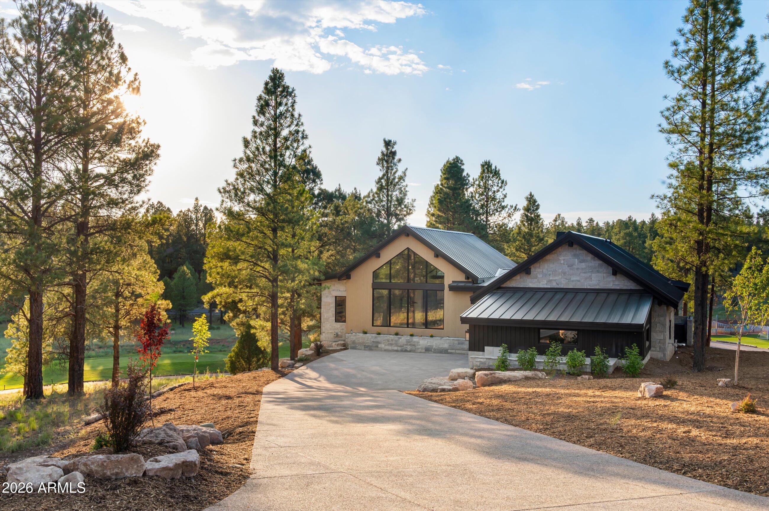 2911 S SOLITAIRES CANYON Drive, Flagstaff, AZ 86005 — Photo 1 of 87