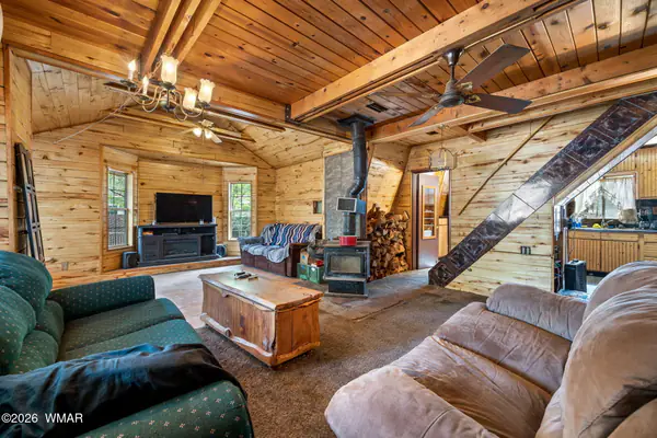 2861 Angel Trail, Overgaard, AZ 85933