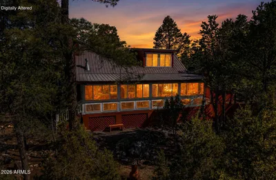 3370 Turkey Run, Overgaard, AZ 85928