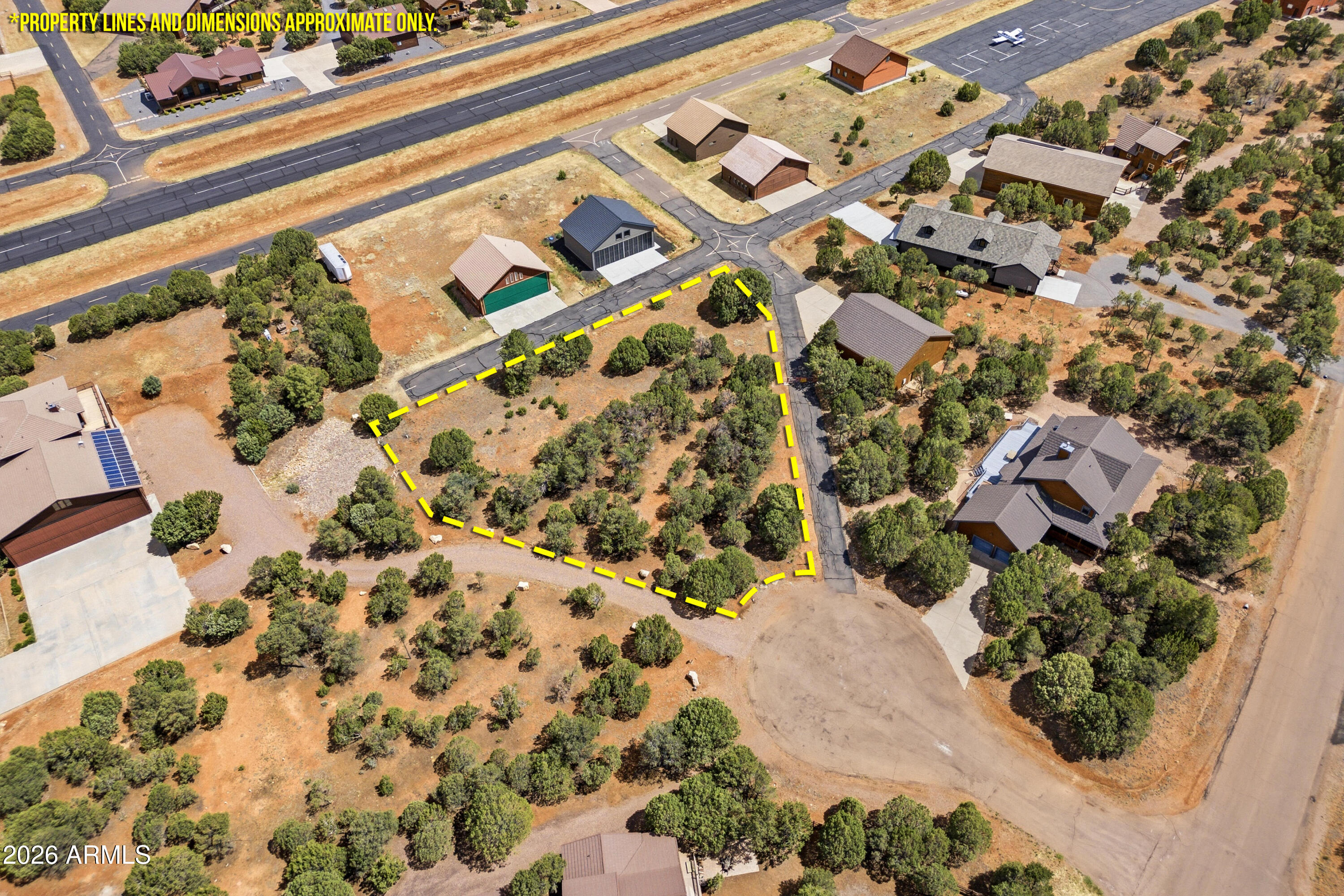 2323 KITFOX Circle 238, Overgaard, AZ 85933 — Photo 1 of 15
