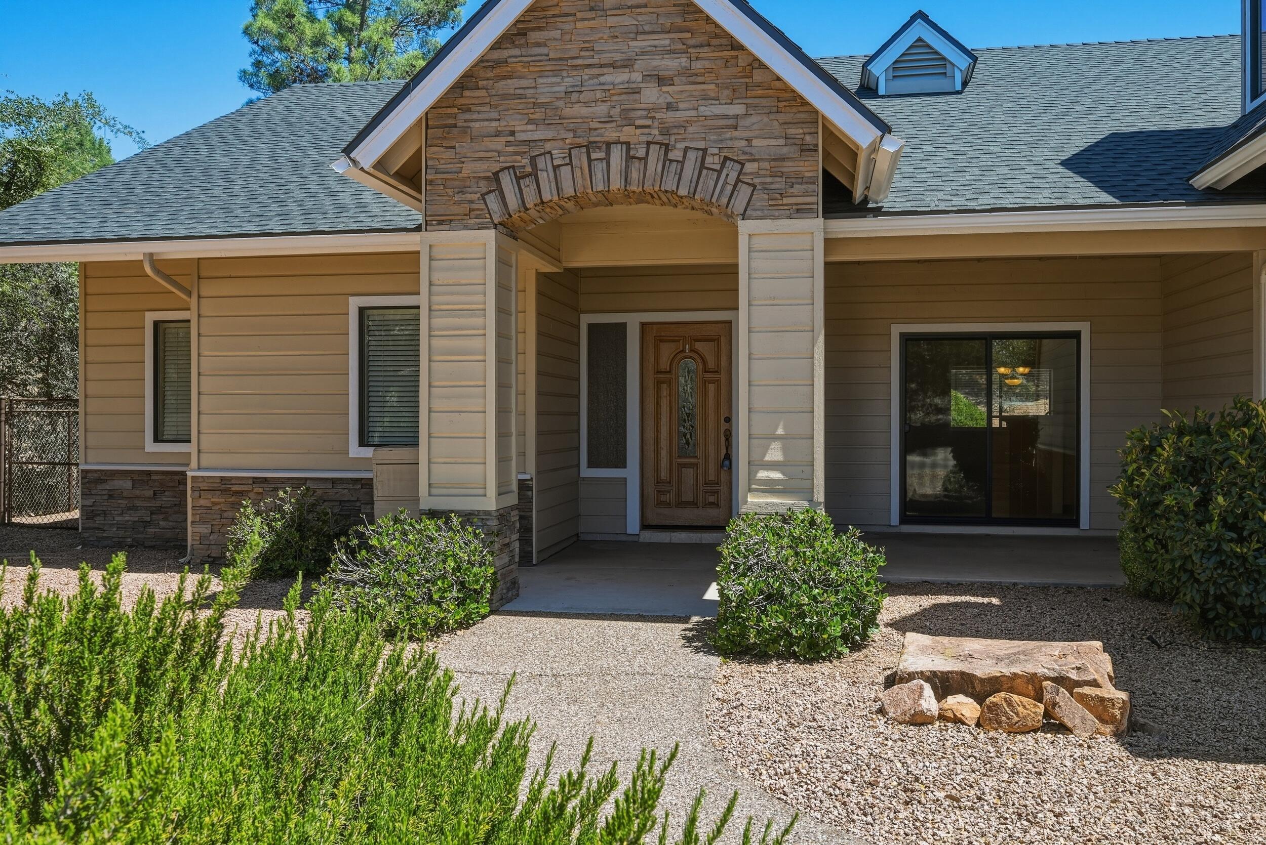 830 W Sherwood Drive, Payson, AZ 85541 — Photo 1 of 37