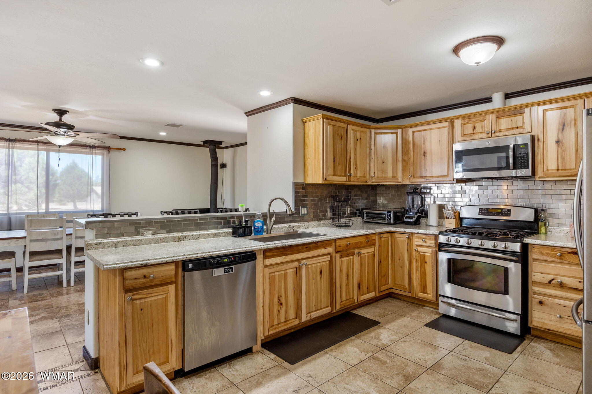 2727 Pine Meadow Drive, Overgaard, AZ 85933 — Photo 1 of 34