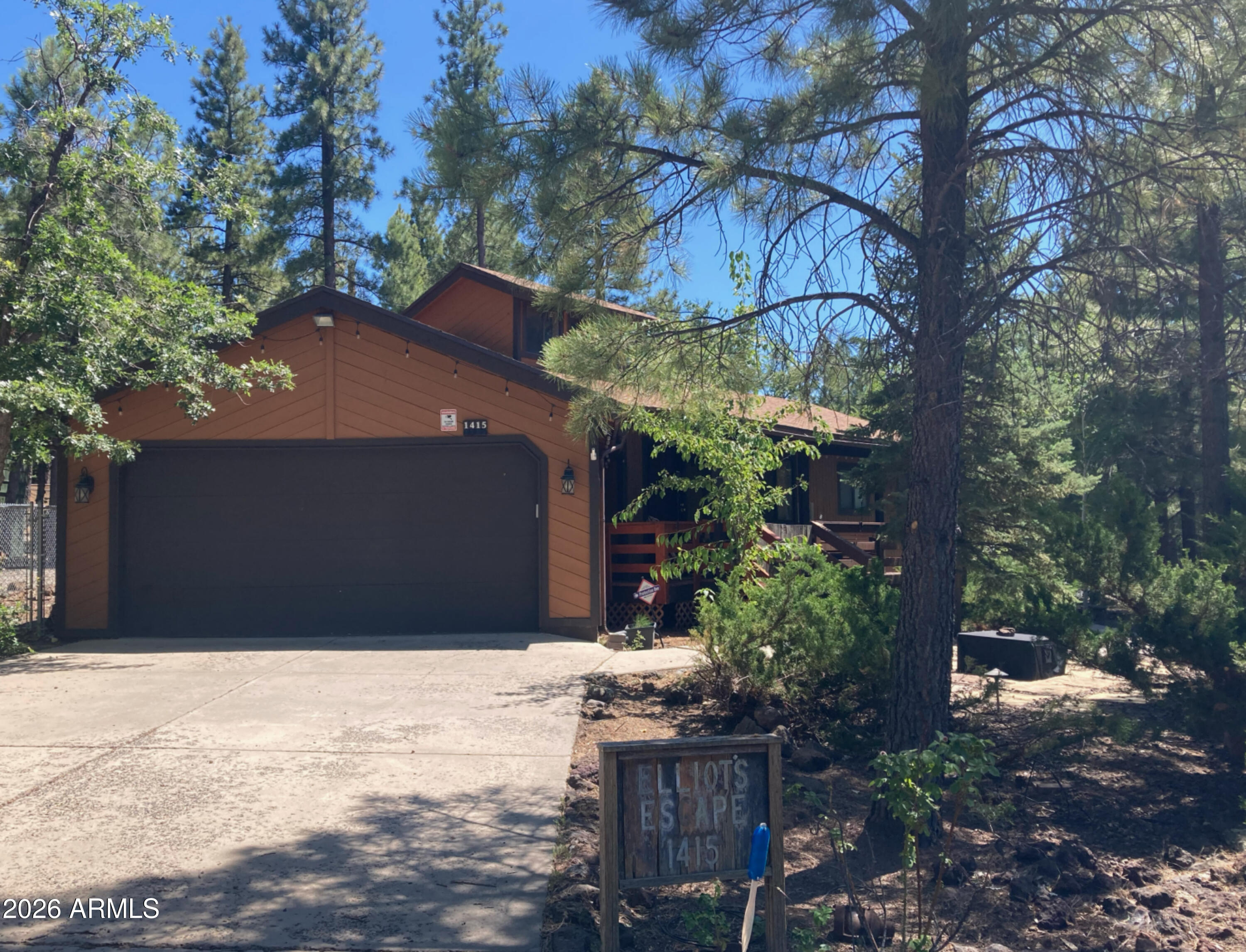 1415 E BOBCAT Drive, Munds Park, AZ 86017 — Photo 1 of 30