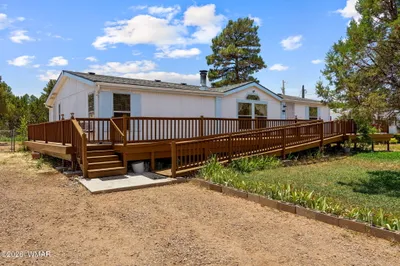 2163 Meadow Lane, Overgaard, AZ 85933