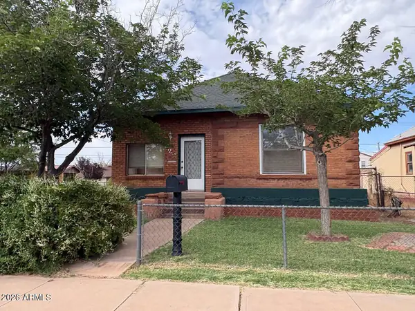 222 W FOURTH Street, Winslow, AZ 86047