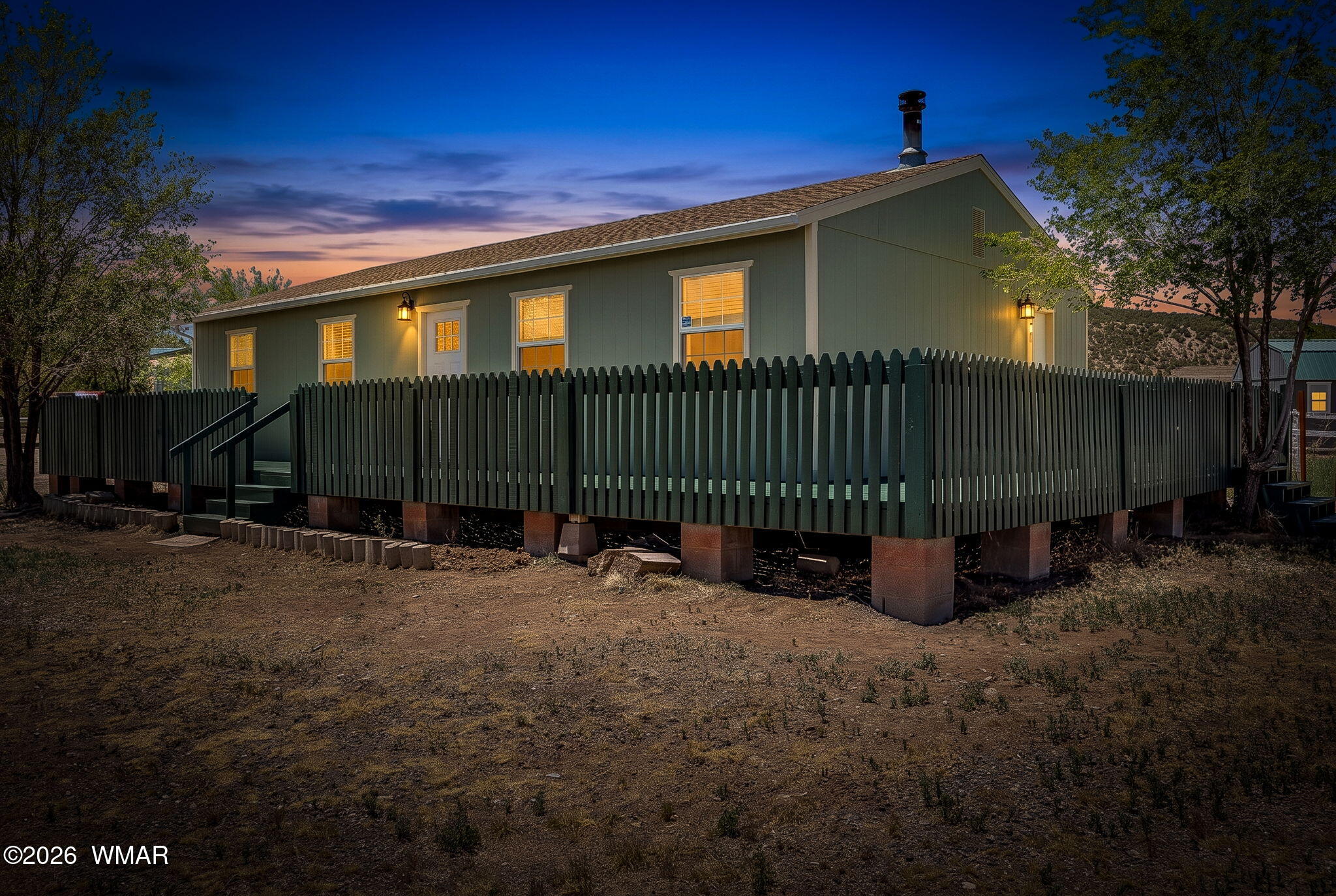 1825 E Aztec Avenue, Eagar, AZ 85925 — Photo 1 of 32