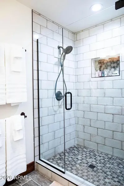 Thumbnail 13