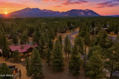 1884 E SLEEPER HOLLOW Court 135, Flagstaff, AZ 86005