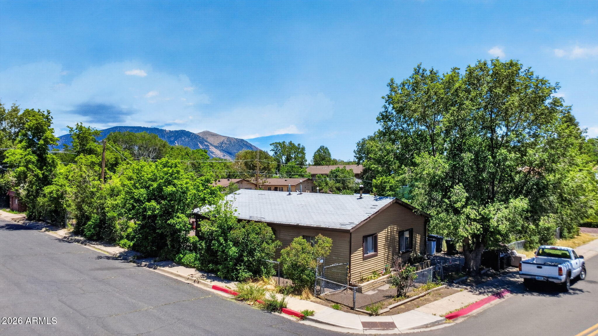 530 W TOMBSTONE Avenue, Flagstaff, AZ 86001 — Photo 1 of 15