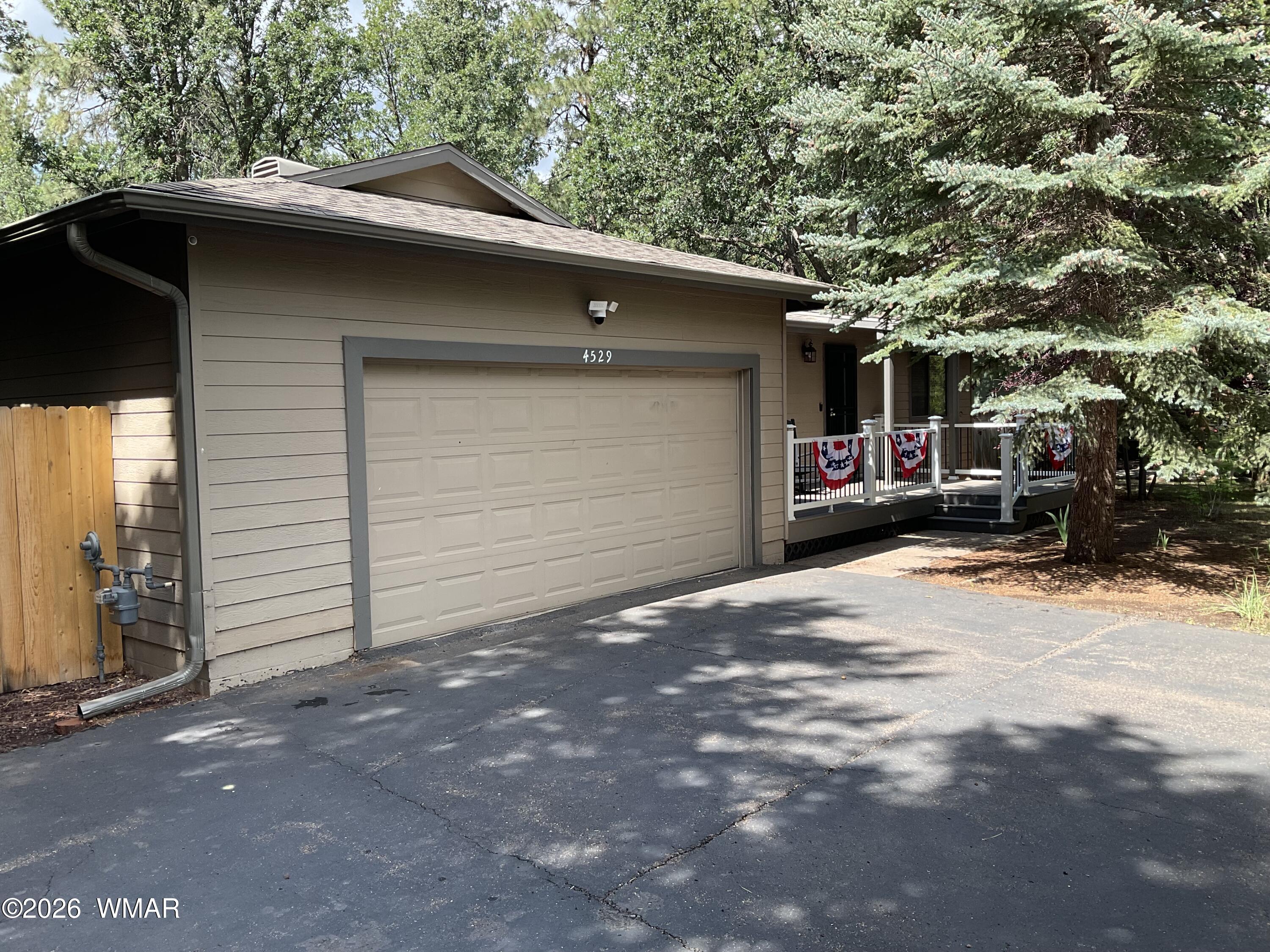 4529 Branding Iron Loop, Pinetop, AZ 85935 — Photo 1 of 29