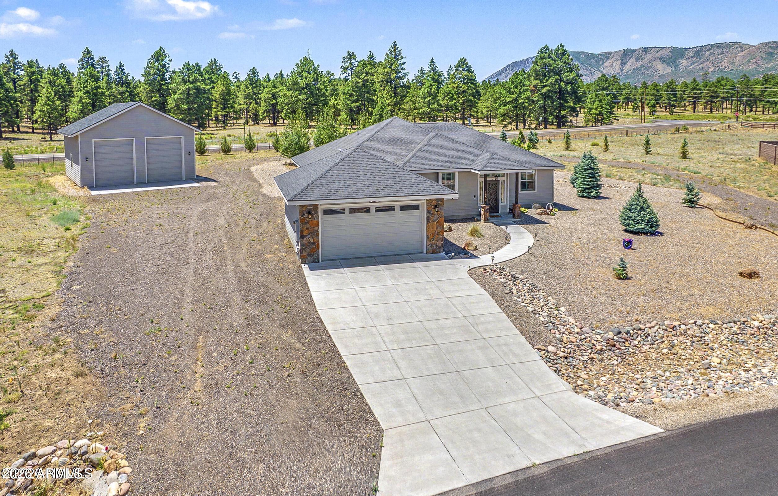 10290 Lundin Road, Flagstaff, AZ 86004 — Photo 1 of 57