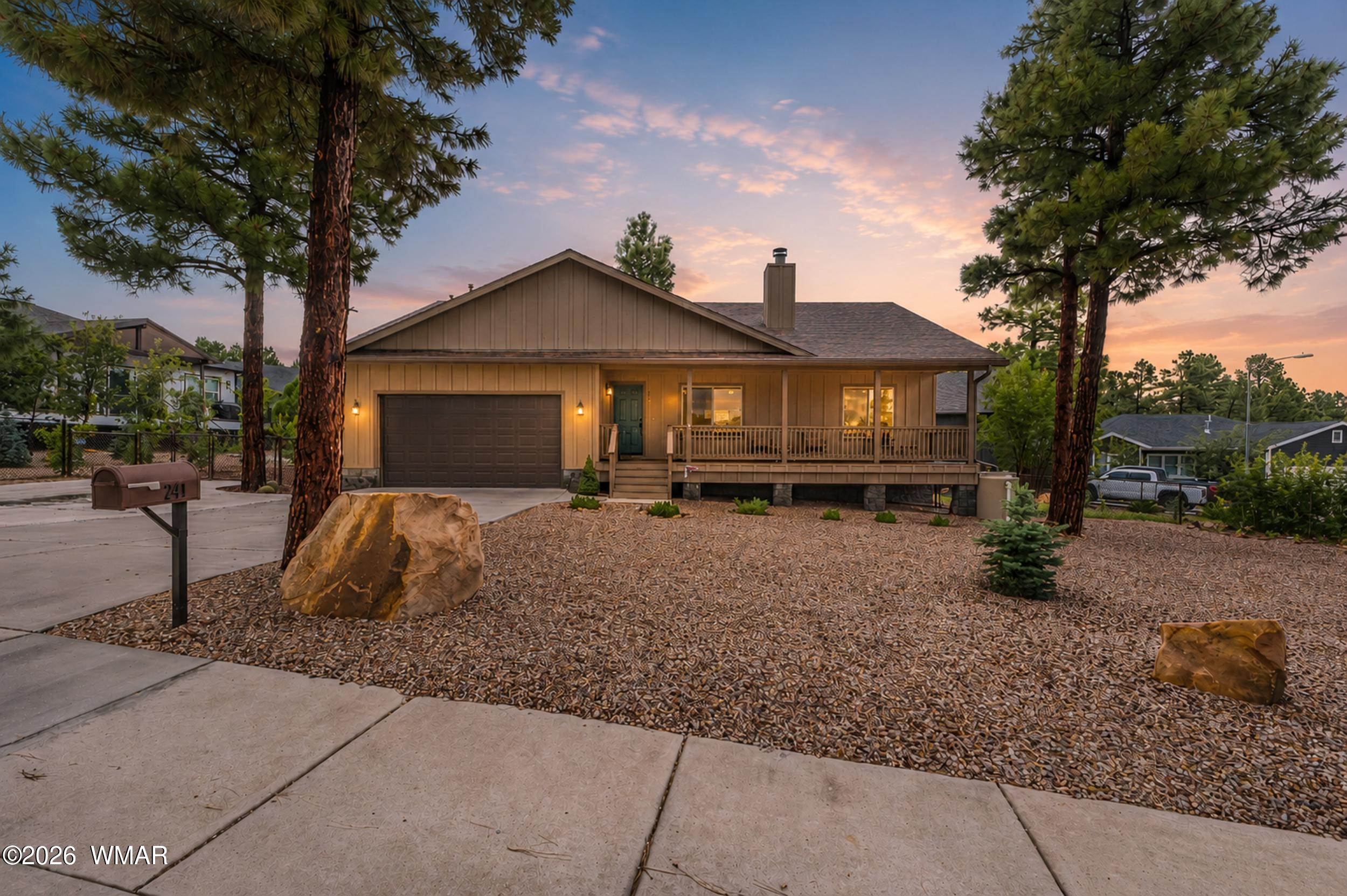 241 W Owens Street, Show Low, AZ 85901 — Photo 1 of 99