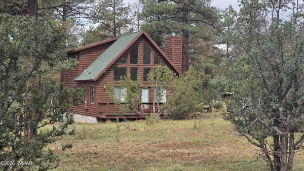 2746 Skyhawk Drive, Overgaard, AZ 85933