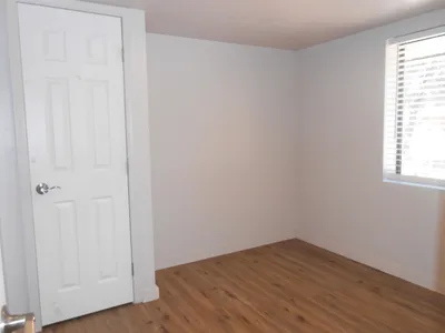 Thumbnail 57