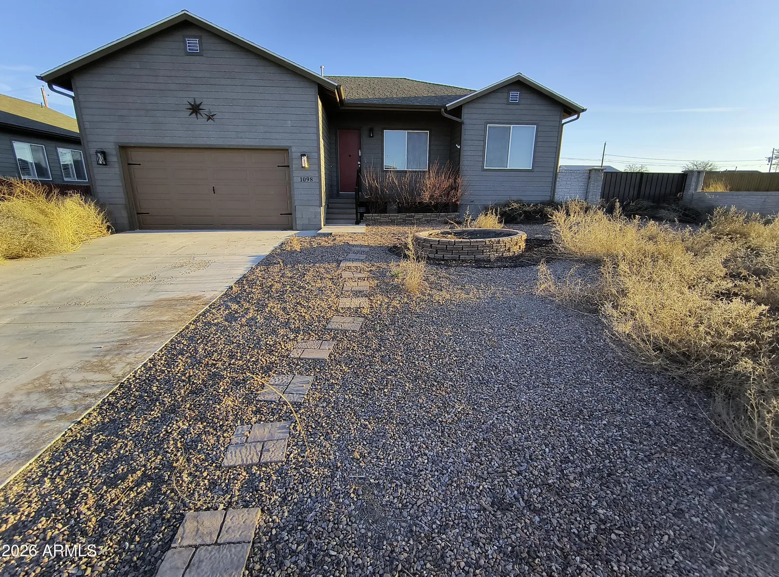 1098 W IONE Lane, Taylor, AZ 85939 — Photo 1 of 24