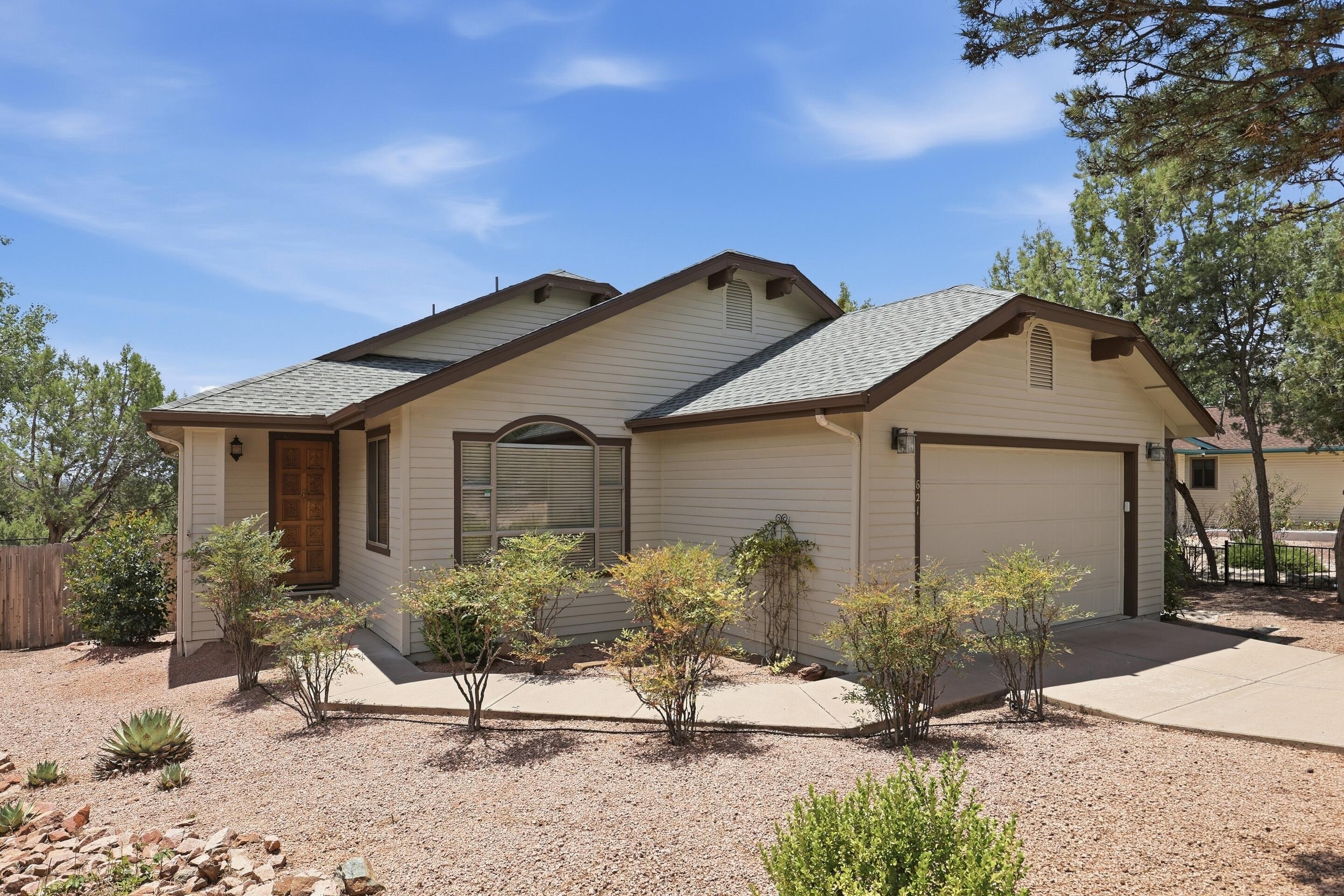 621 E Phoenix Street, Payson, AZ 85541 — Photo 1 of 35