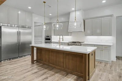 Thumbnail 12