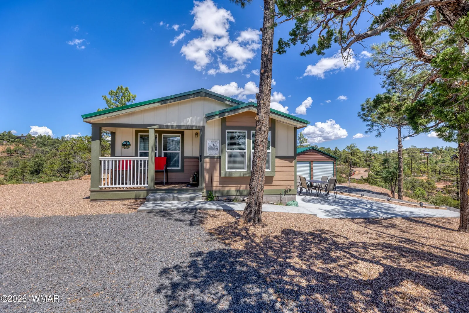 938 Spotted Pony Trail, Show Low, AZ 85901 — Photo 1 of 32