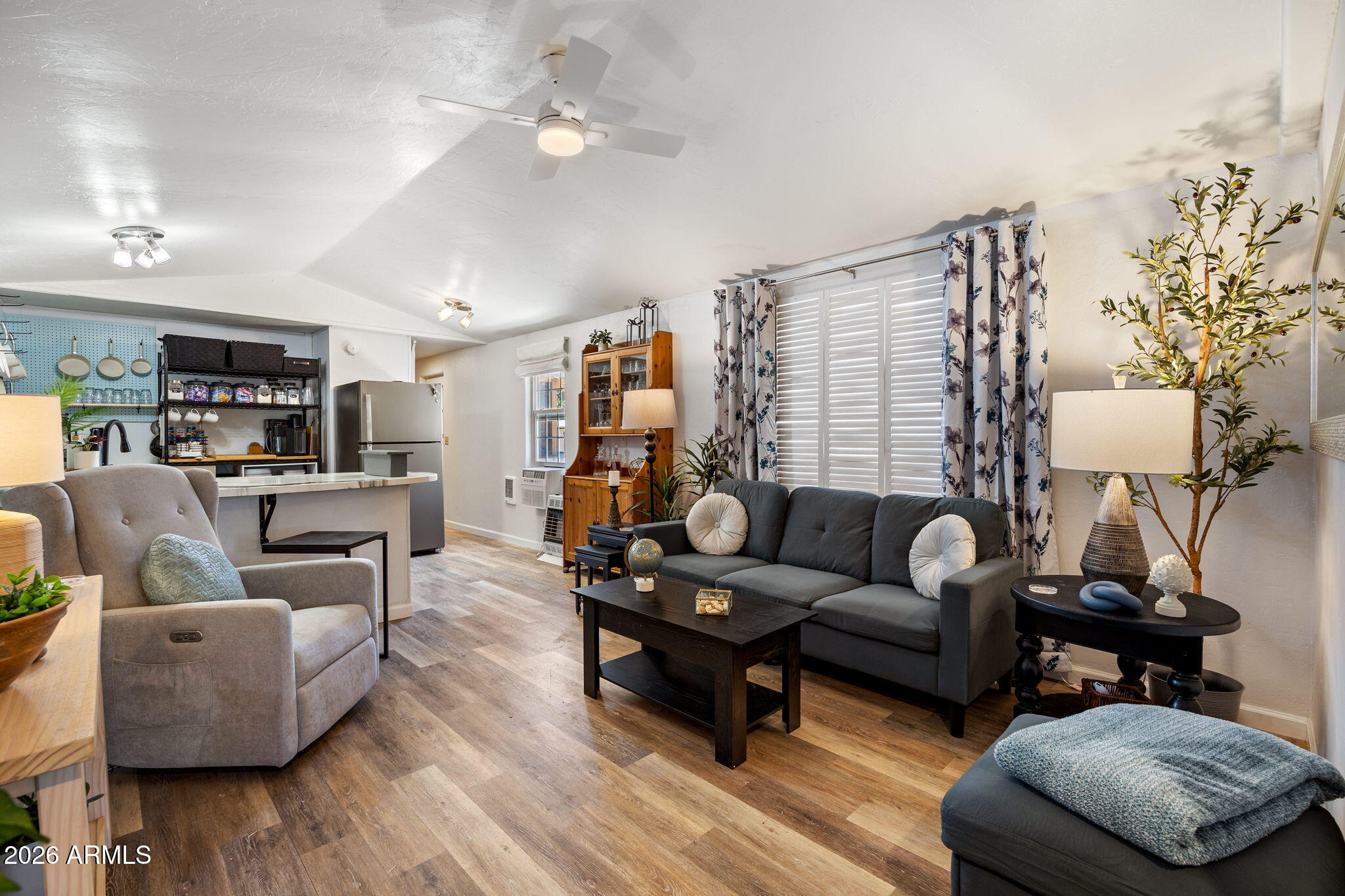4304 Silver Fox Way, Show Low, AZ 85901 — Photo 1 of 46