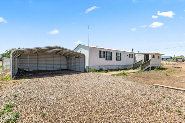 1460 W 8TH Street N, St Johns, AZ 85936