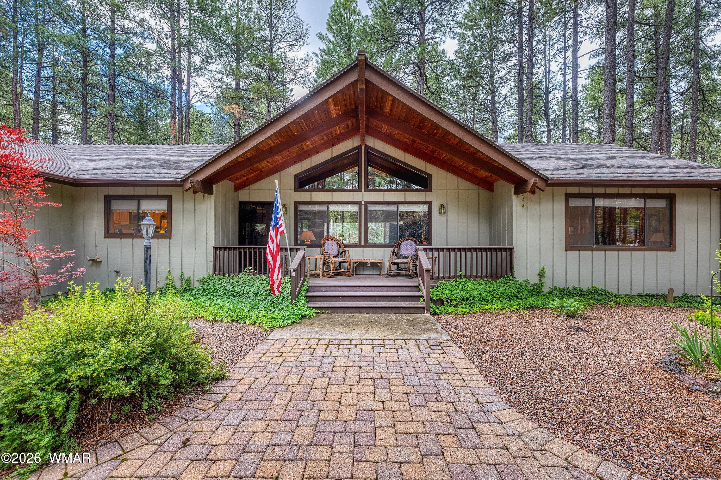 7611 Country Club Drive, Pinetop, AZ 85935 — Photo 1 of 27