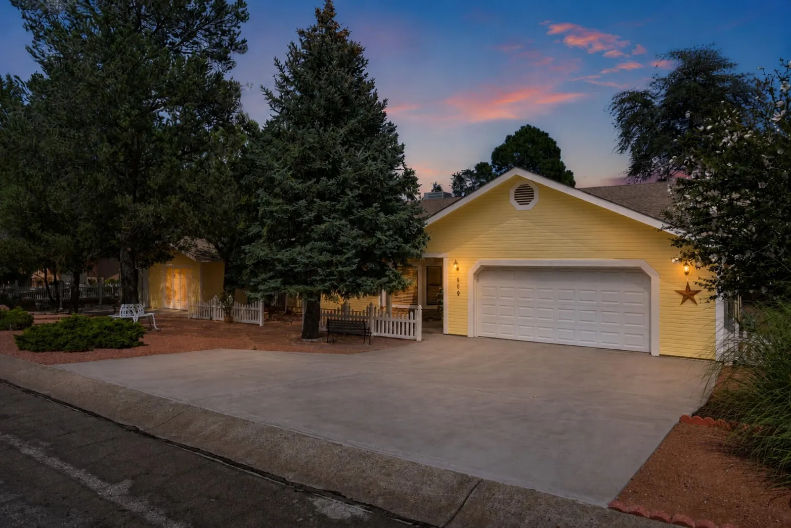 909 S Coronado Way, Payson, AZ 85541 — Photo 1 of 39