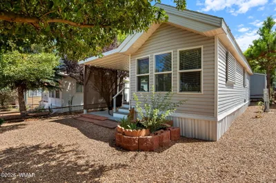2217 Old Crooks Trail, Overgaard, AZ 85933