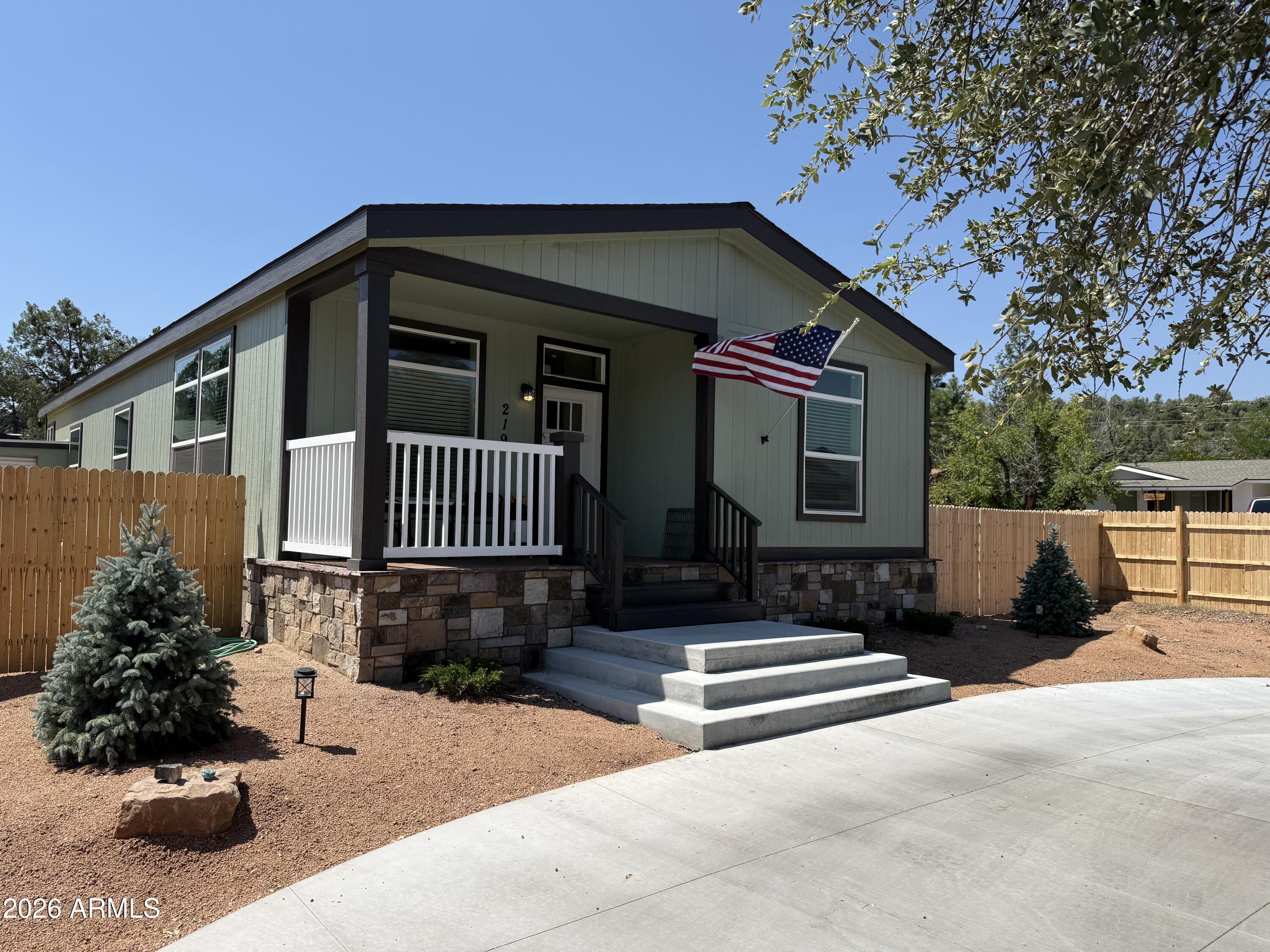 219 W ESTATE Lane, Payson, AZ 85541 — Photo 1 of 16