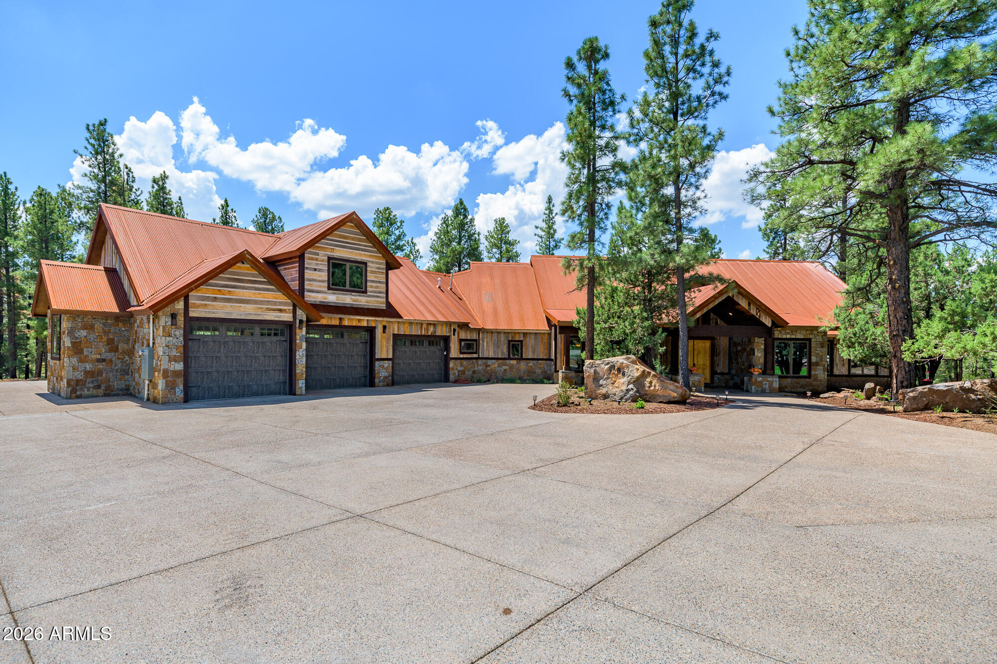 186 E Flat Rock Ridge, Flagstaff, AZ 86001 — Photo 1 of 110