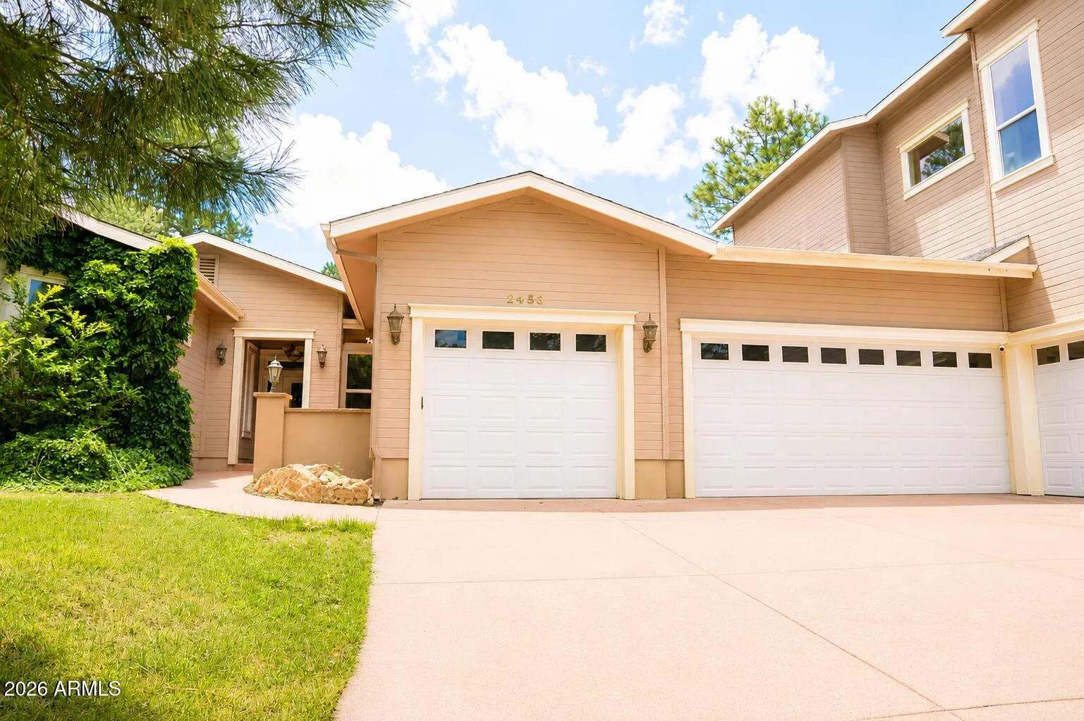 2453 N KEYSTONE Drive, Flagstaff, AZ 86004 — Photo 1 of 17