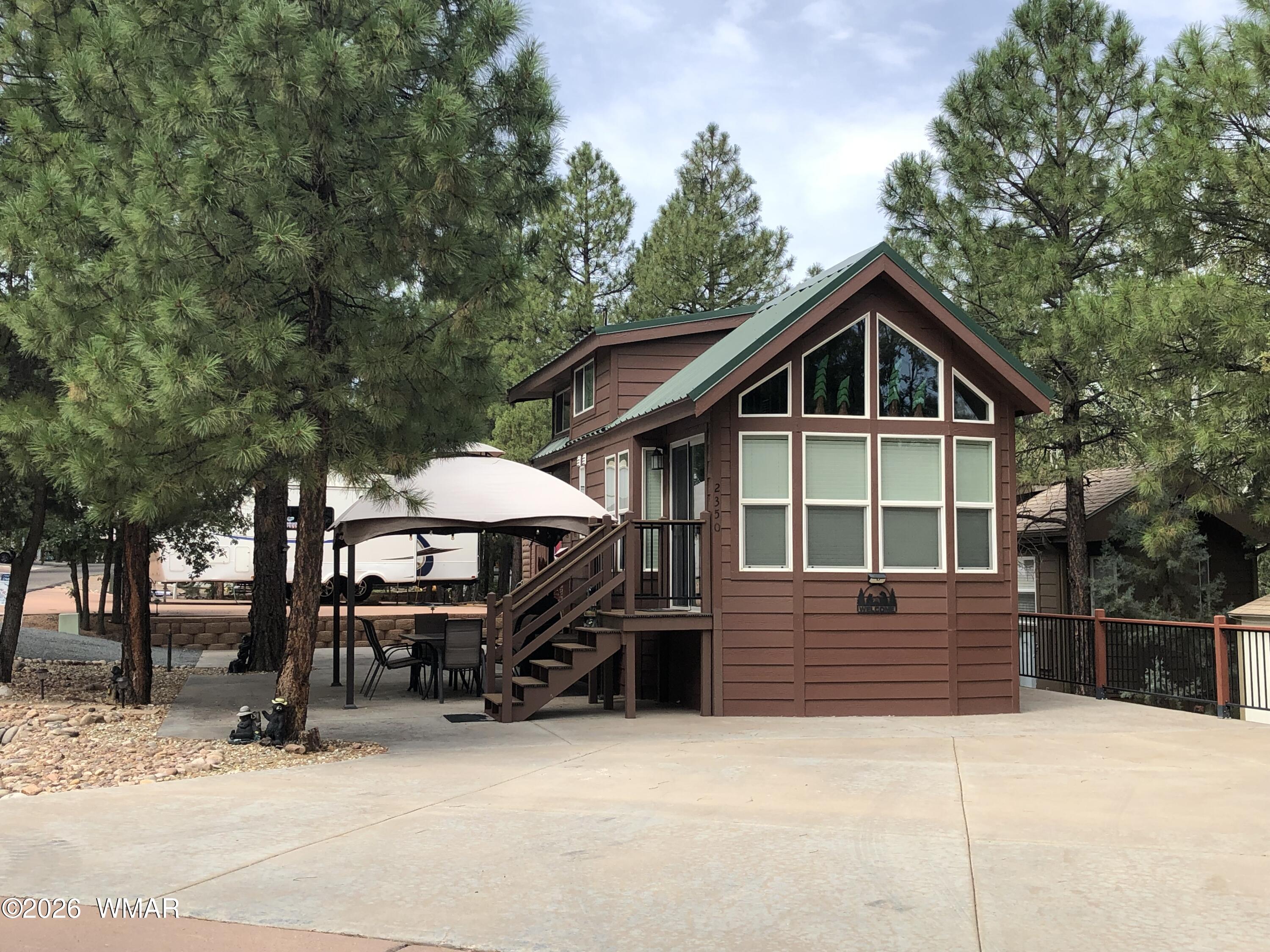 2350 E Broken Arrow Lane, Show Low, AZ 85901 — Photo 1 of 40