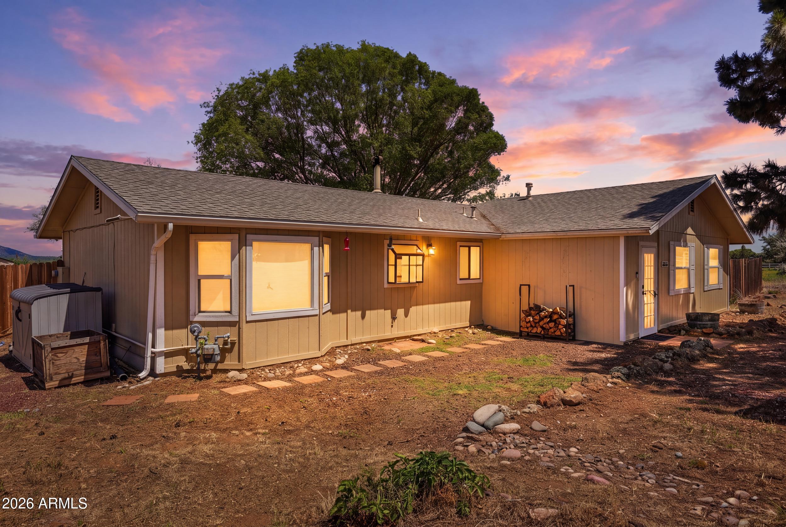 5565 E CAMPBELL Avenue, Flagstaff, AZ 86004 — Photo 1 of 43