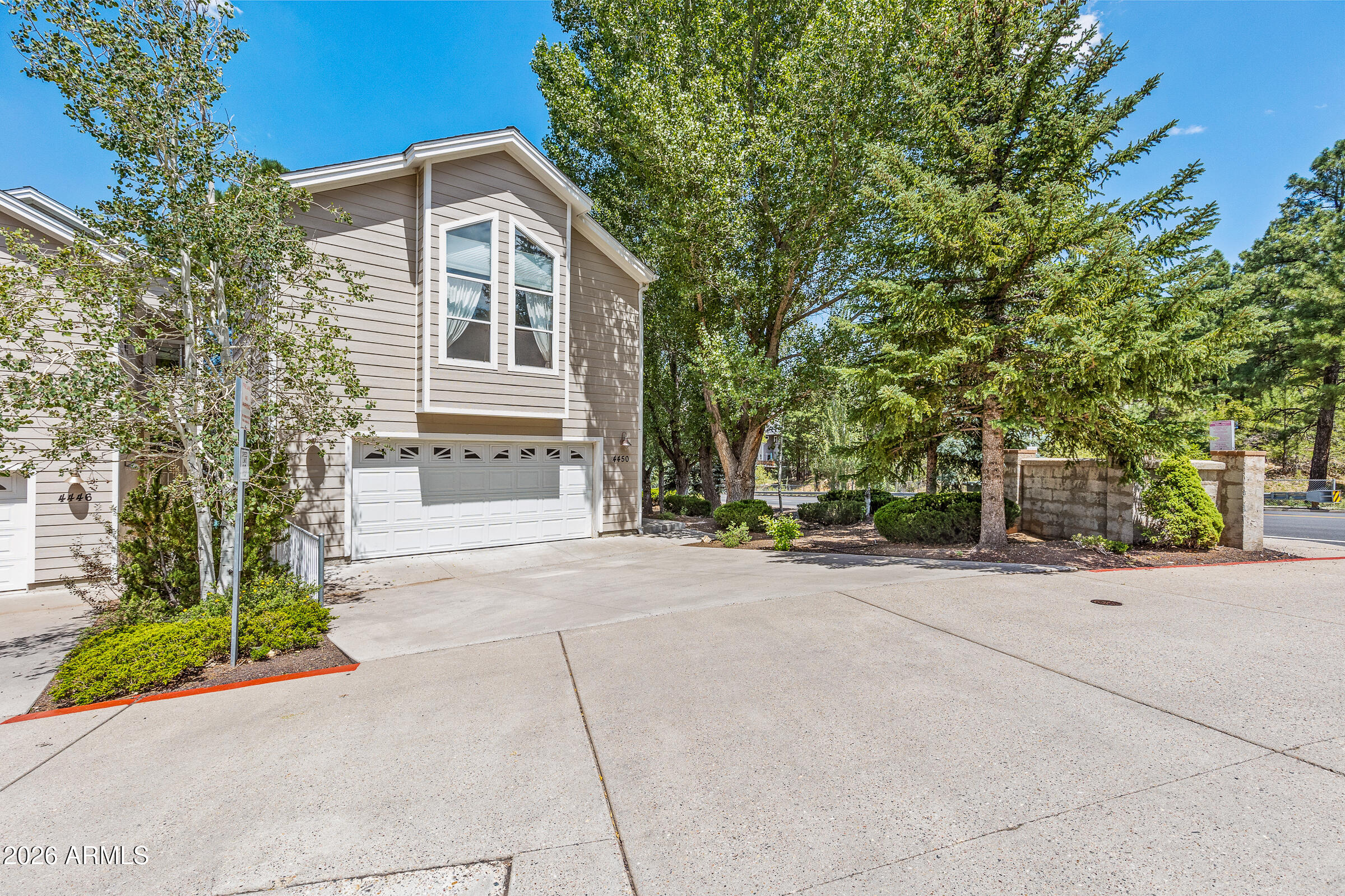 4450 E SAVANNAH Circle, Flagstaff, AZ 86004 — Photo 1 of 34