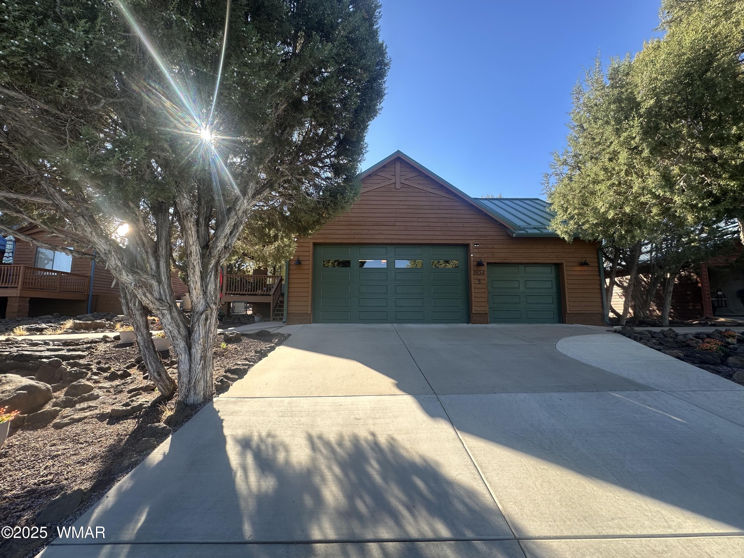 1954 Maritime Drive, Show Low, AZ 85901 — Photo 1 of 25