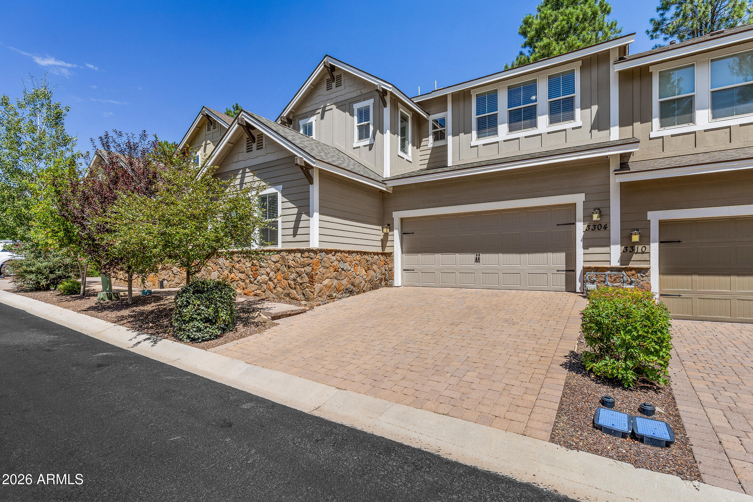 3304 S Hannah Lane, Flagstaff, AZ 86005 — Photo 1 of 24