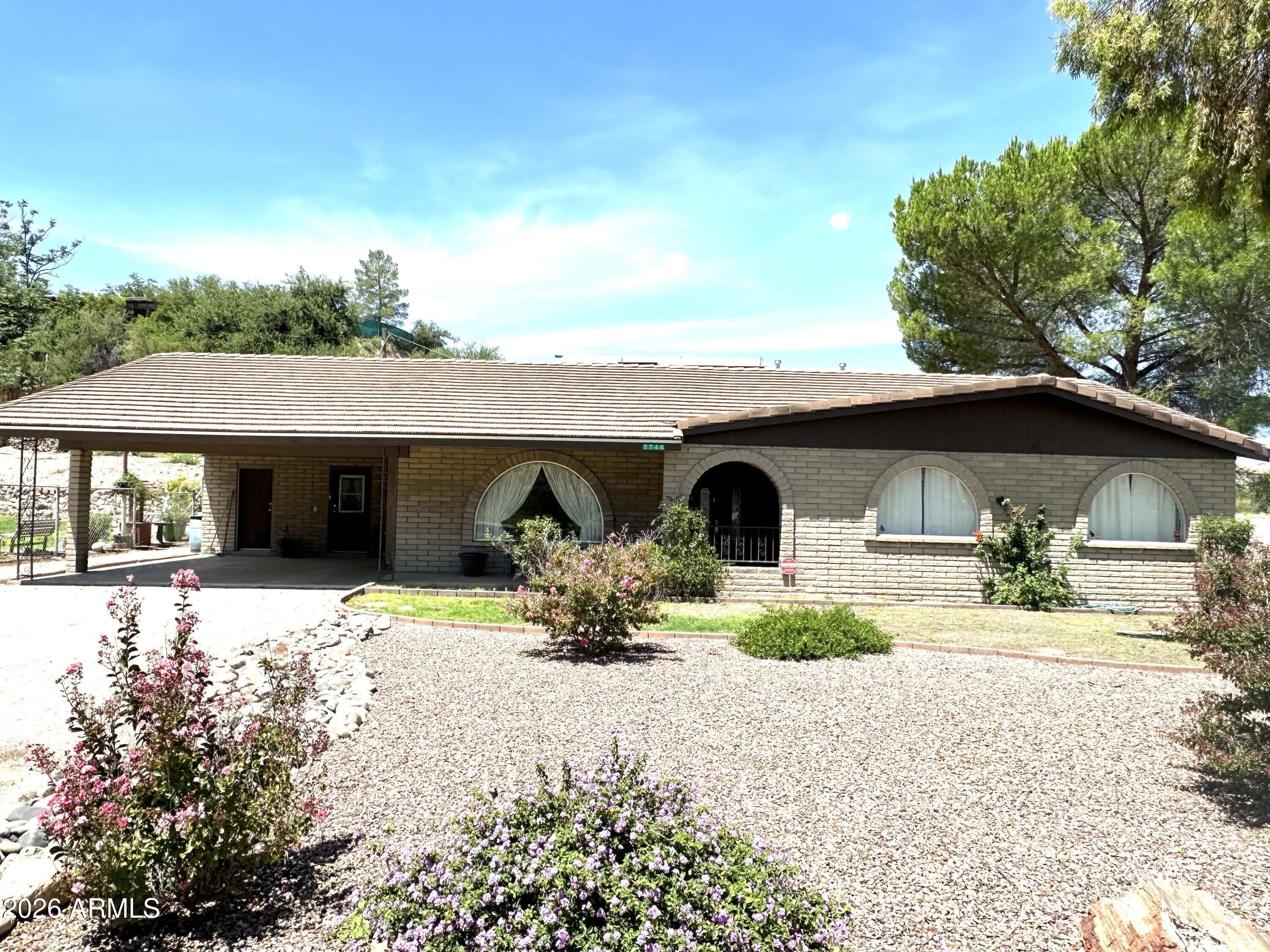 5746 S Maple Leaf Street, Claypool, AZ 85532 — Photo 1 of 25