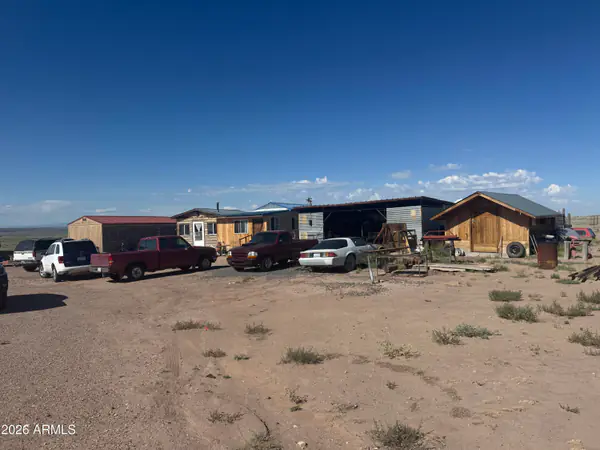 24 COUNTY ROAD N6210 79, St Johns, AZ 85936