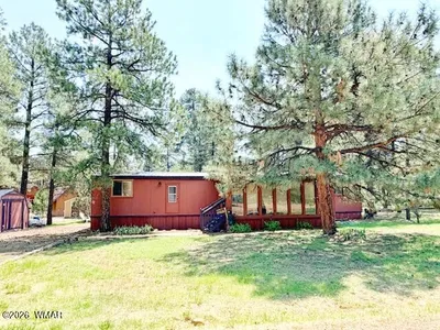 2839 Whispering Winds Drive, Overgaard, AZ 85933