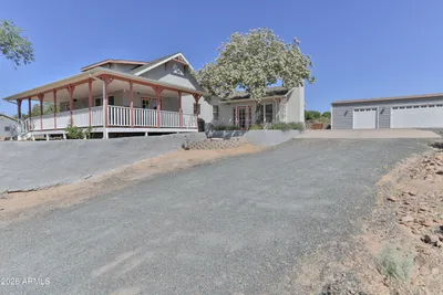 102 Crestview Road, Holbrook, AZ 86025