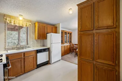 Thumbnail 25