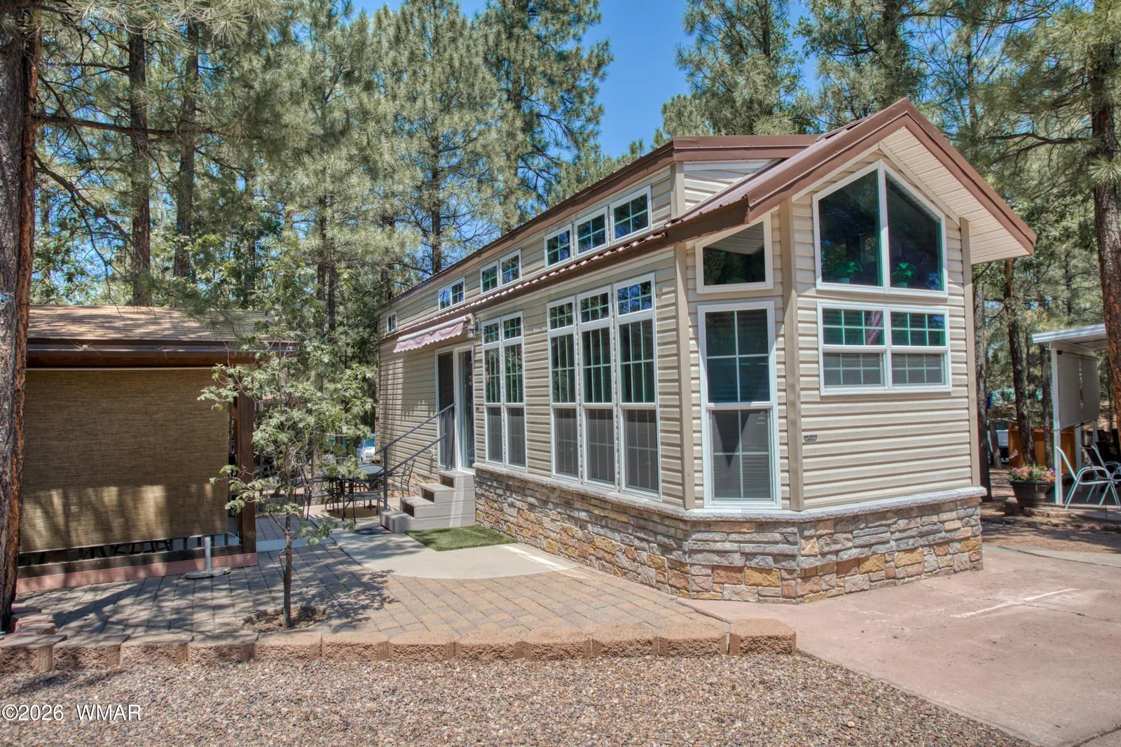 2240 E TENDER FOOT Trail, Show Low, AZ 85901 — Photo 1 of 26