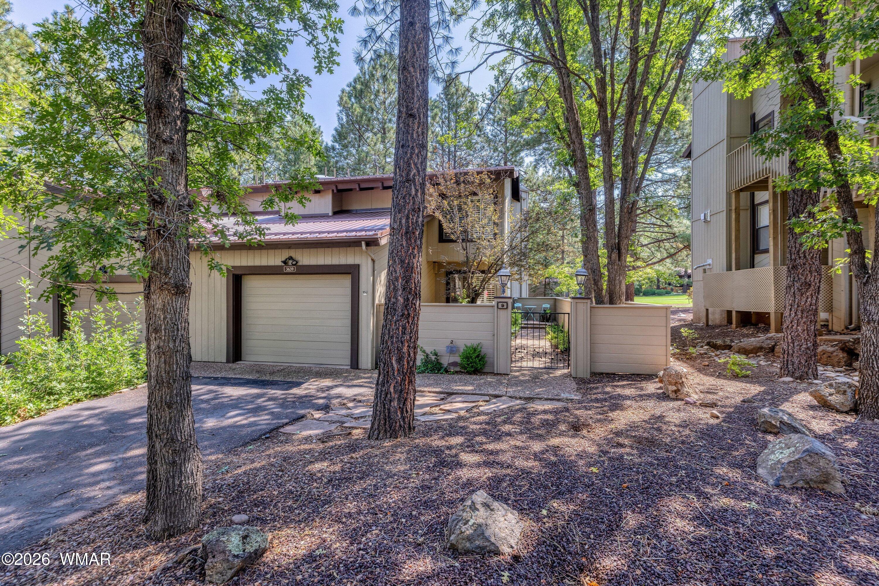 3639 Crown Dancer Drive, Pinetop, AZ 85935 — Photo 1 of 33