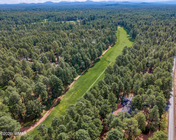 3 bed house at 2864 Woodpecker Lane, Pinetop