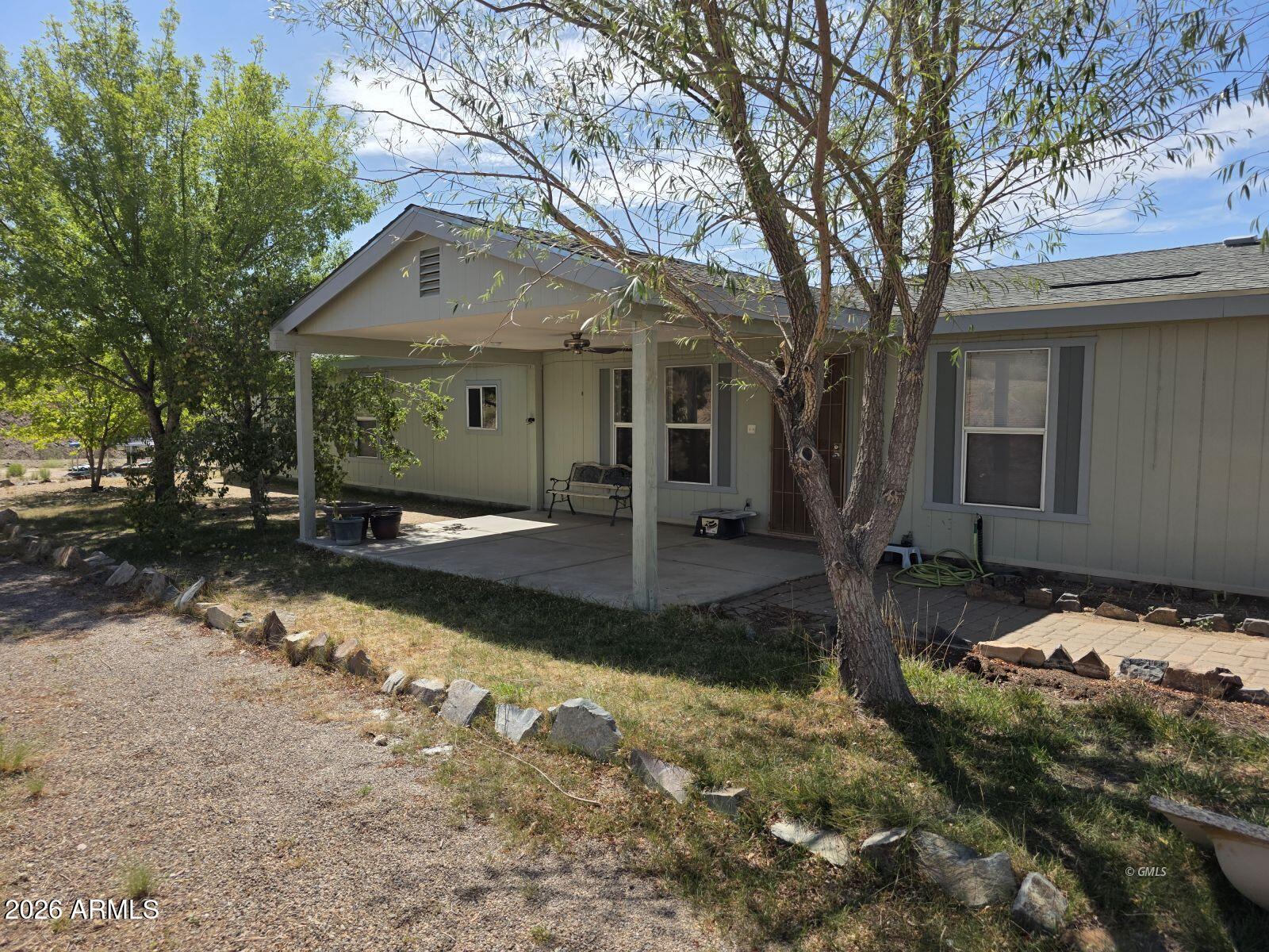 982 E SAGUARO Drive, Globe, AZ 85501 — Photo 1 of 22