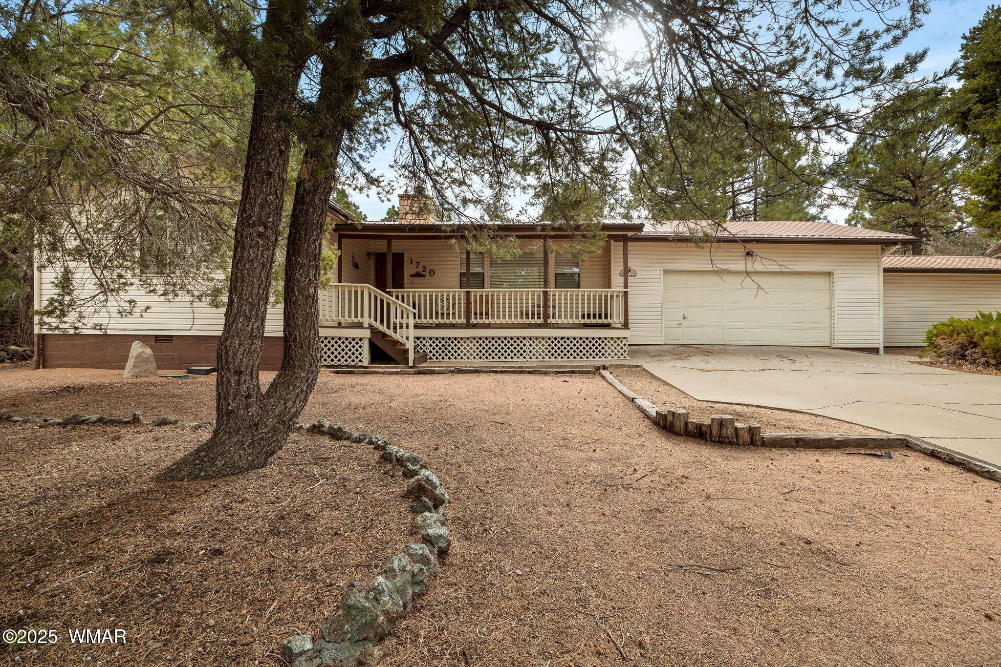 1720 N 39th Drive, Show Low, AZ 85901 — Photo 1 of 30